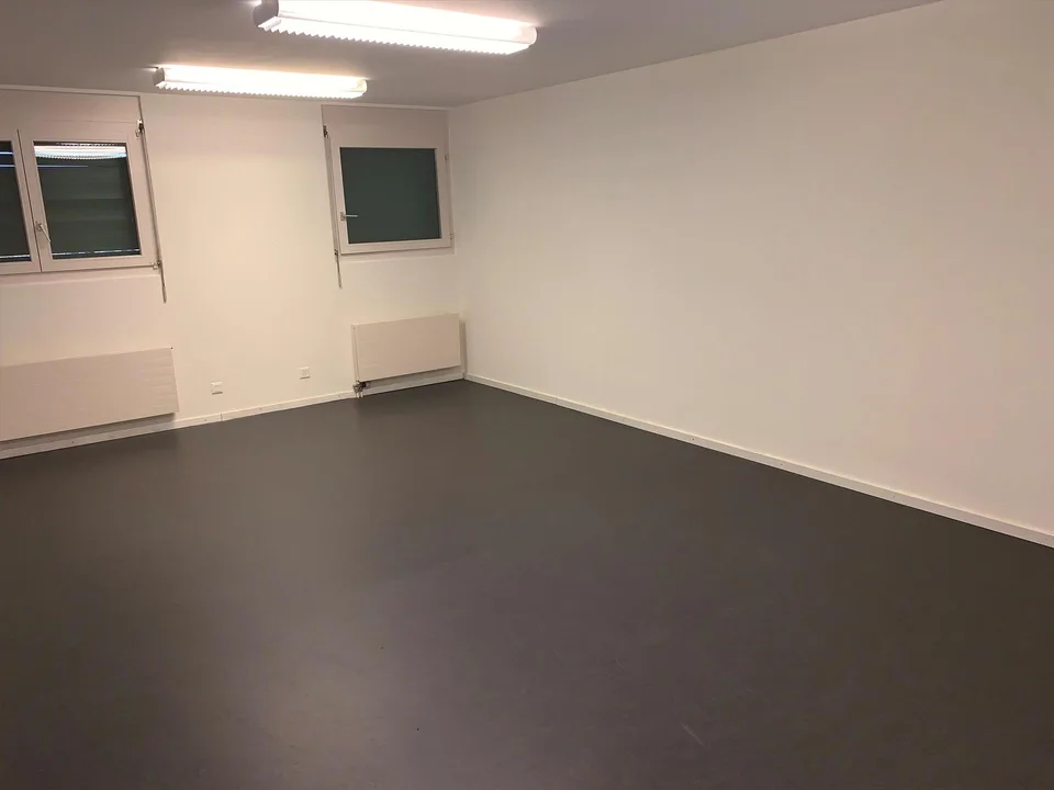 160m2 Büroräume nähe Letzipark