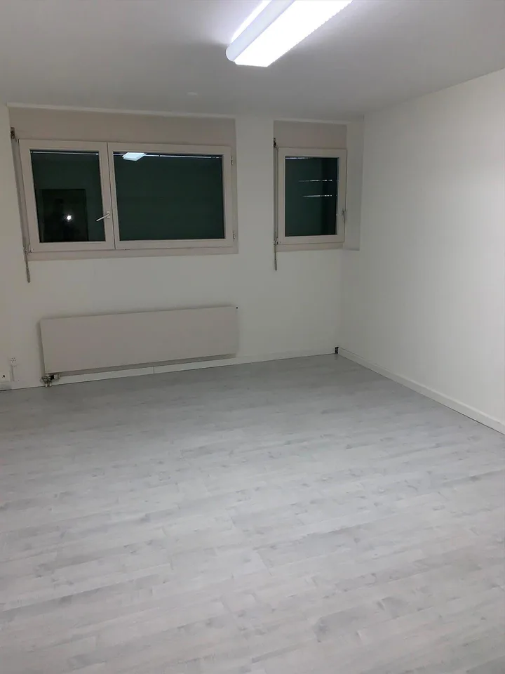 160m2 Büroräume nähe Letzipark