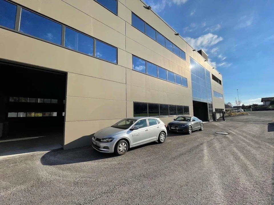 Moderni spazi in nuovo capannone