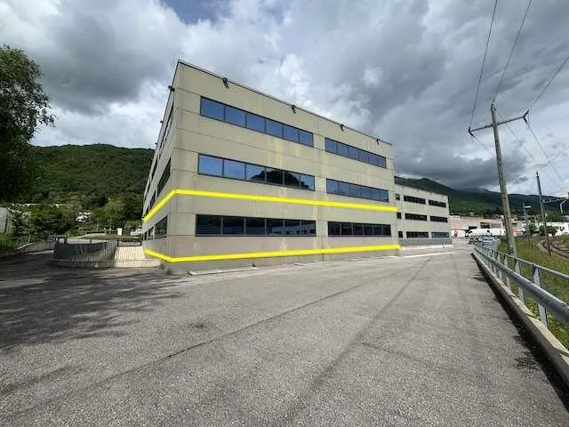 Moderni spazi in nuovo capannone