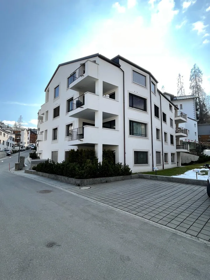 Parkplatz in Autoeinstellhalle zu vermieten