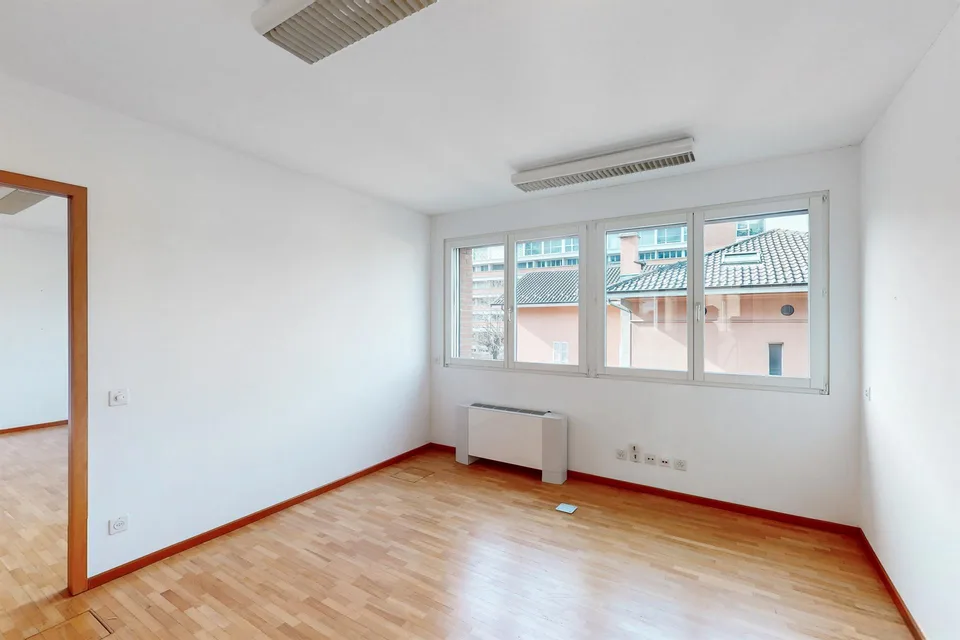 Spazio ufficio di prestigio a Mendrisio – 170 m² funzionali e luminosi – foto 6 di 13