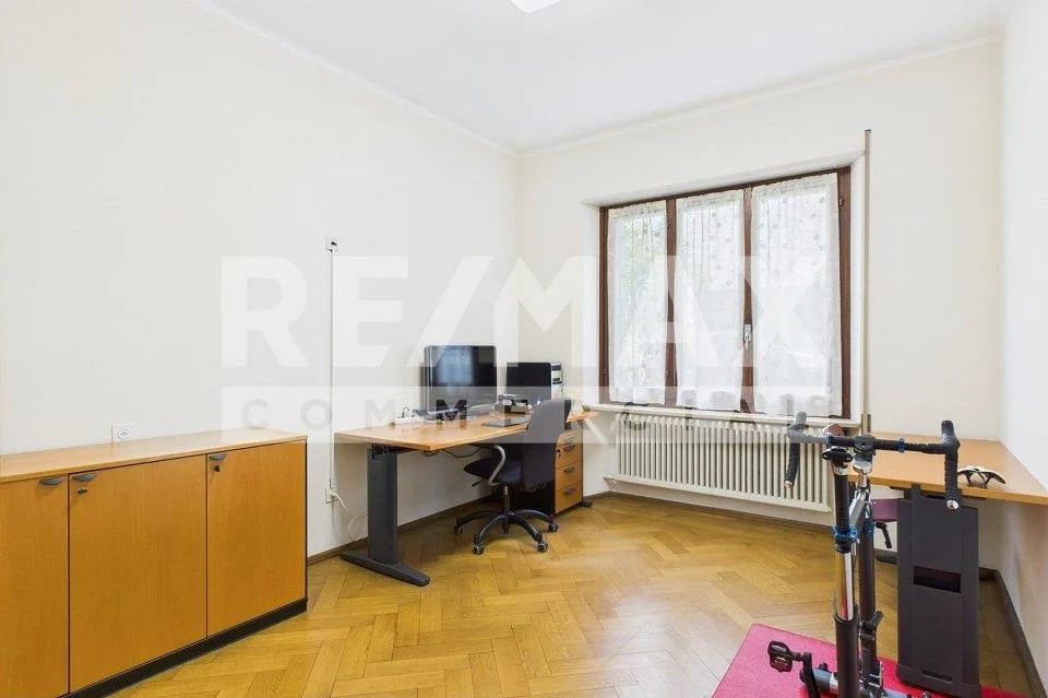 Studio terapeutico di 5 locali in affitto