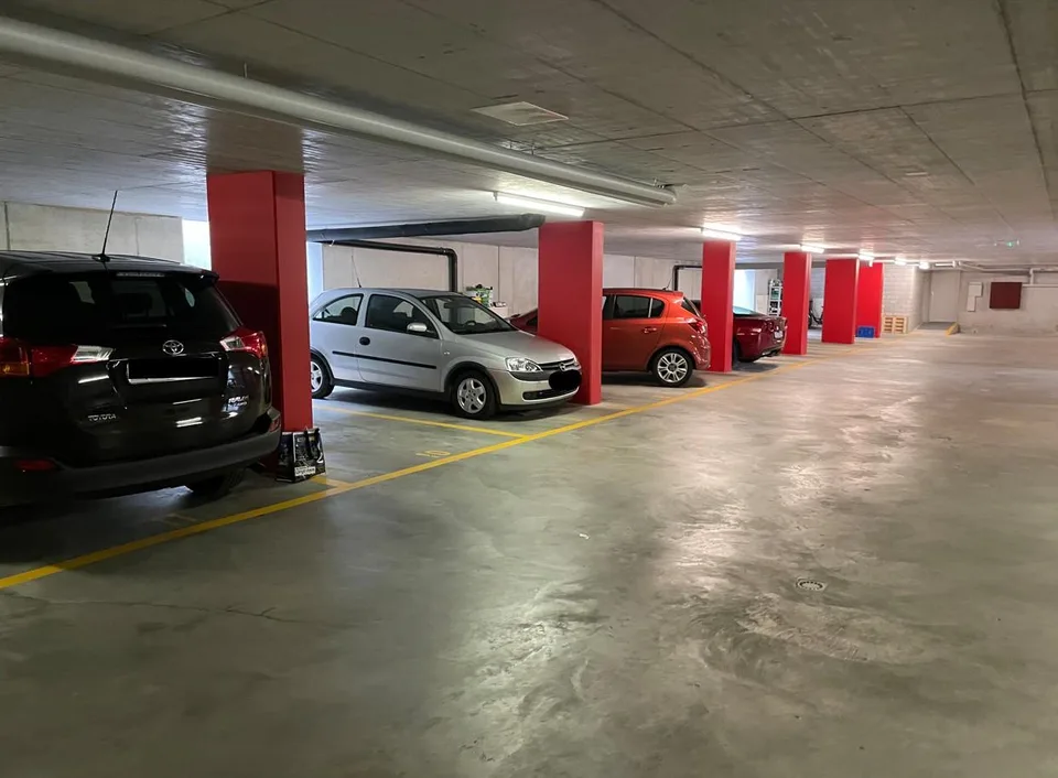 Einstellplatz per sofort zu vermieten