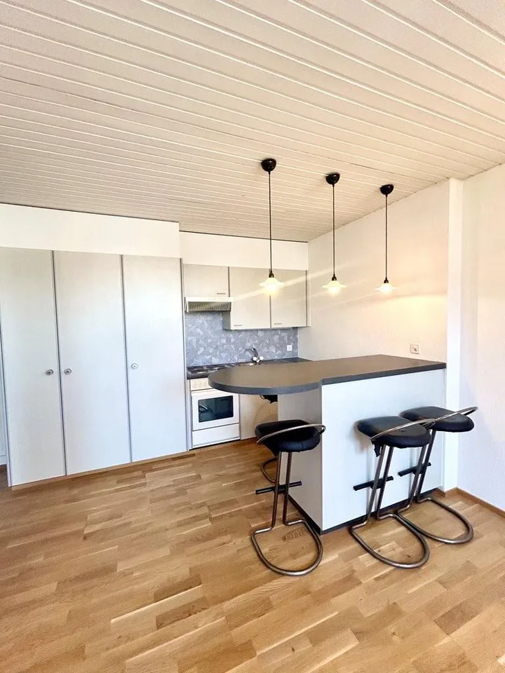 Superbes bureaux à 1 minute de la gare !