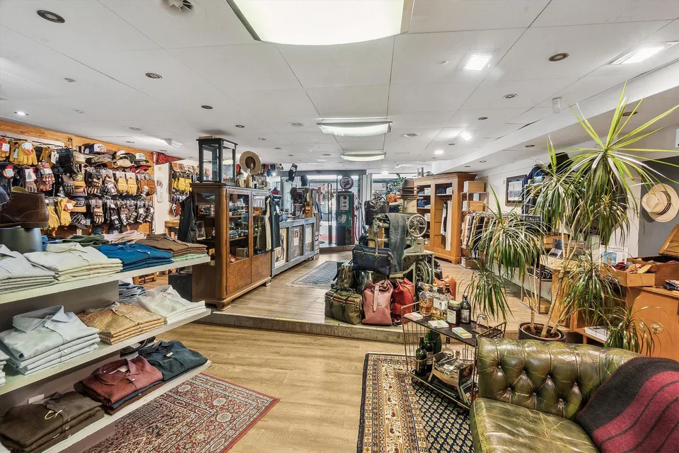 Attraktive Laden- und Gewerbefläche an zentraler Lage - 430m2