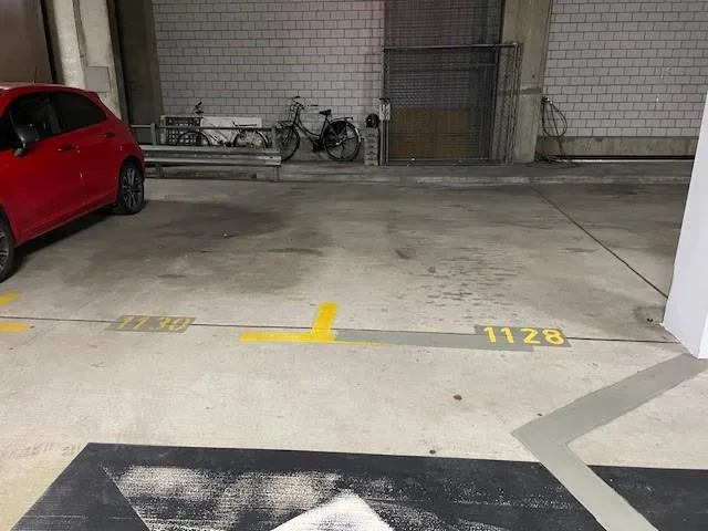 Einmalig - 2 überlange Parkplätze im 1.UG - TMC