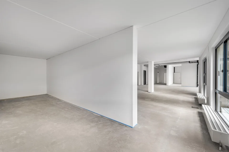 Büro- oder Gewerbefläche in der modernen Überbauung Sennenwies – foto 10 di 11