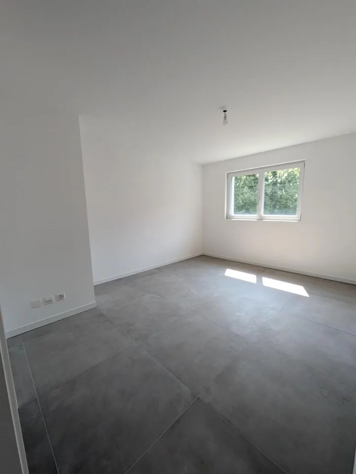 MERAVIGLIOSAMENTE ELEGANTE E MODERNO – Foto 11 von 13