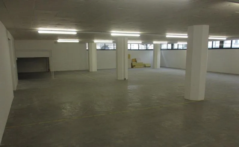 Lager-/Disponibelraum im Westen der Stadt