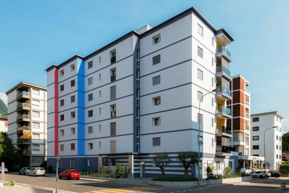 1500, Via delle Aie, Lugano, posteggio