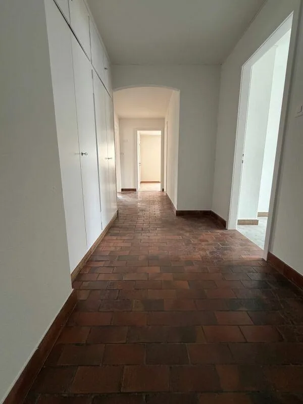 Büro/Praxis an zentraler Stadtlage zu vermieten