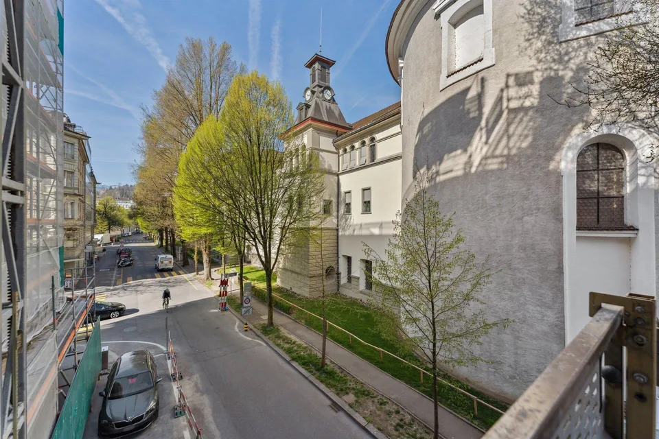 Moderne Mietfläche für Büro, Praxis oder Einzelhandel zu vermieten