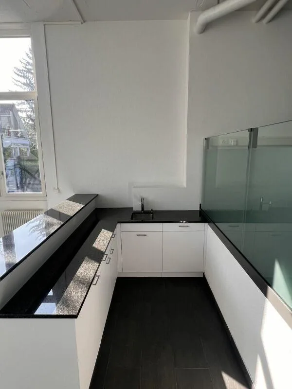 LADENLOKAL - BÜRO - SHOWROOM – Foto 12 von 13