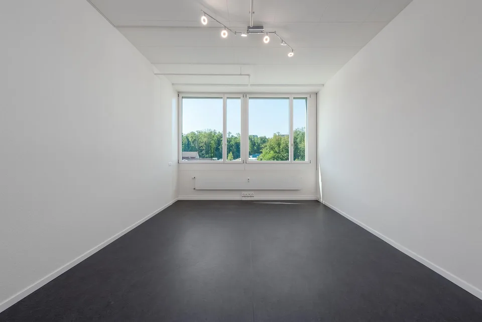 Raum für Ideen: Charmantes Büro mit 3 Zimmern