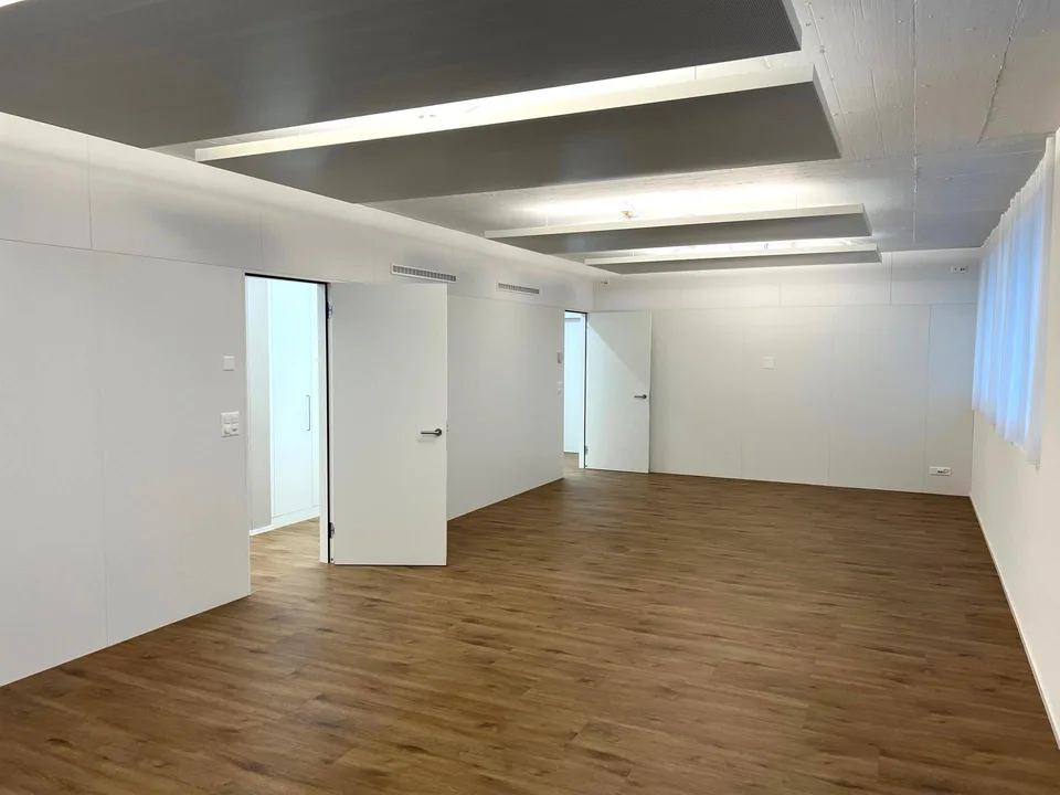 Perfekte Gewerbefläche in Rothenburg – modern, sichtbar, startbereit