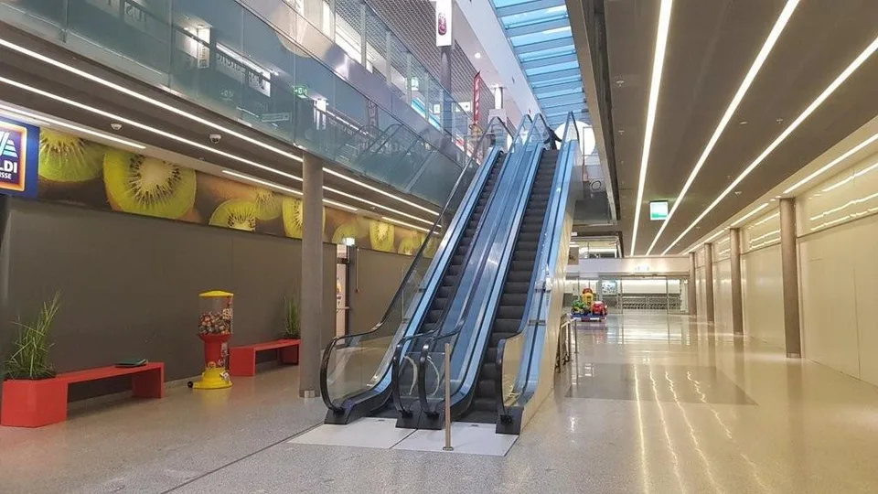 Installez-vous dans un centre commercial urbain de qualité