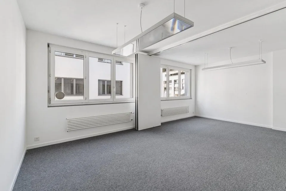 Bureau de 130 m2 à louer de suite ou à convenir