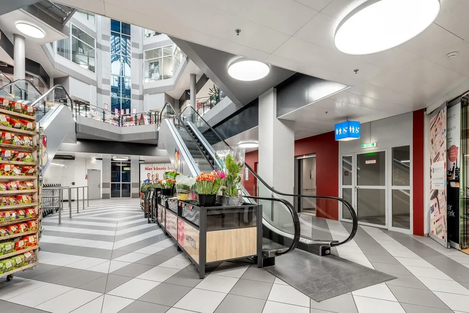 Attraktive Verkaufsfläche im Mergele Center zu vermieten