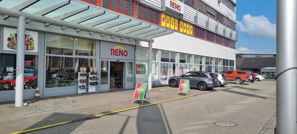 Attraktive Verkaufs-/Gewerbefläche zu vermieten