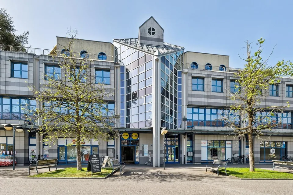 Exklusivangebot: Für nur CHF 150.00/m² im ersten Jahr!* – photo 12 sur 12