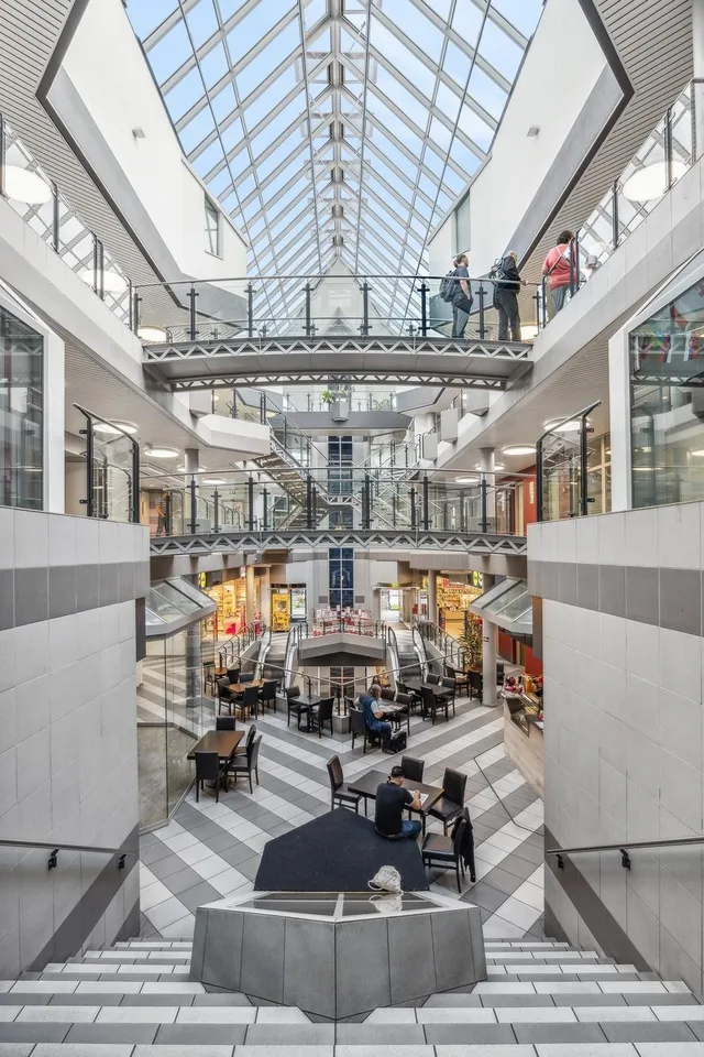 Exklusivangebot: Für nur CHF 150.00/m² im ersten Jahr!* – photo 10 sur 12