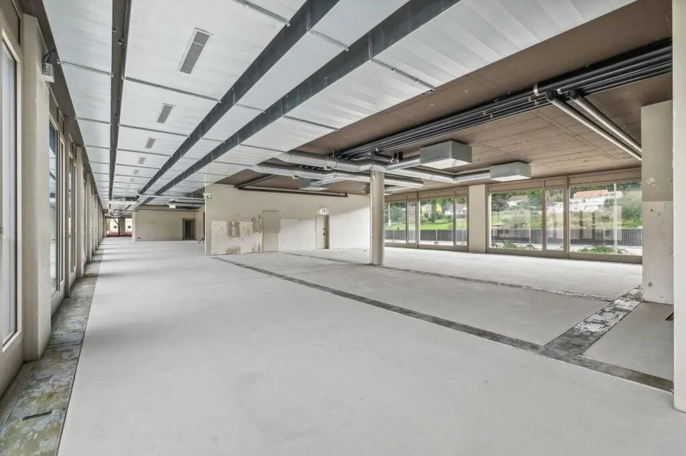 Exklusive Büro-, Praxis- oder Dienstleistungsflächen in zentraler Lage