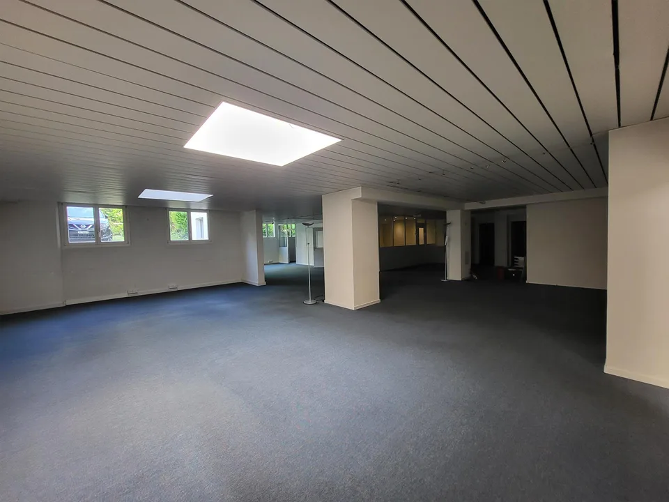 Grosszügige Büroräume an ruhiger Lage – Foto 9 von 10