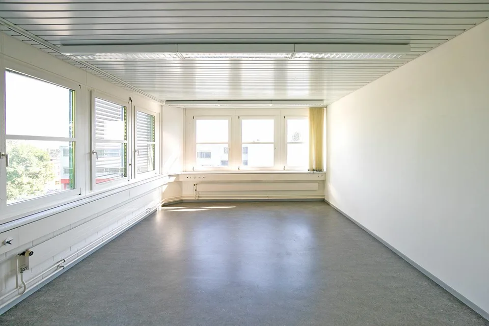 Büro- Atelier und Lager