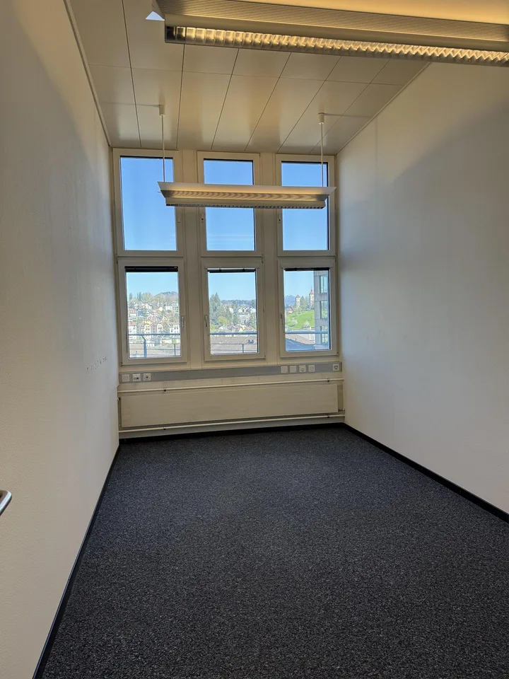 Büro an verkehrsgünstiger Lage – mit eigenem Parkhauszugang – foto 7 di 10