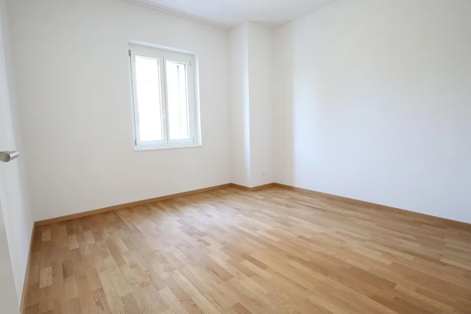 Erstvermietung, exklusive 3.5 Z-Wohnung in gehobenem Ausbaustandard