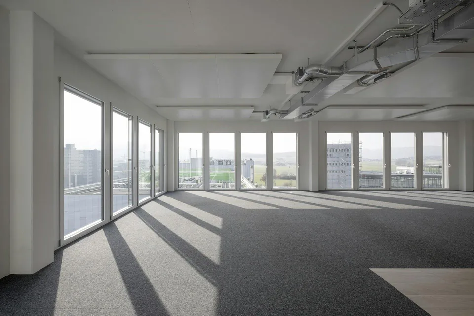 300 m2 oder 600 m2 Premium-Büroflächen mit Weitsicht - Modern ausge...