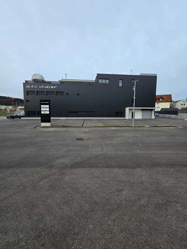 Exklusive Tiefgaragenplätze für Autos, Trailer, Camper, Busse, Boote – photo 12 sur 14