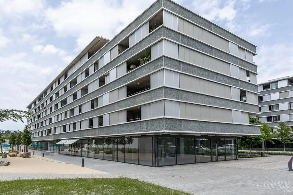Quartier en pleine expansion, belle arcade de 62 m2, au gré du preneur