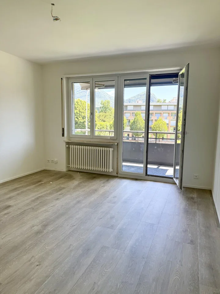 AFFITTASI 4.5 LOCALI RISTRUTTURATO