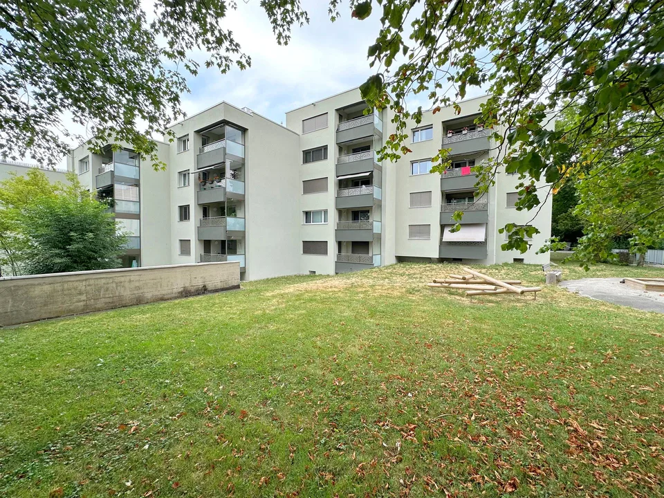 Einstellplatz zu vermieten