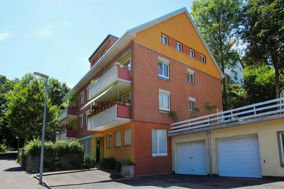 HELLES BÜRO / PRAXIS (CA. 50 M2)  AN RUHIGER LAGE IM GUNDELI