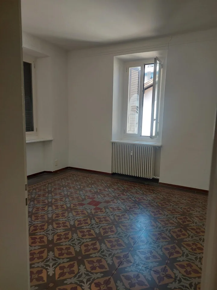 AMPIO APPARTMANTO A CHIASSO – Foto 6 von 14