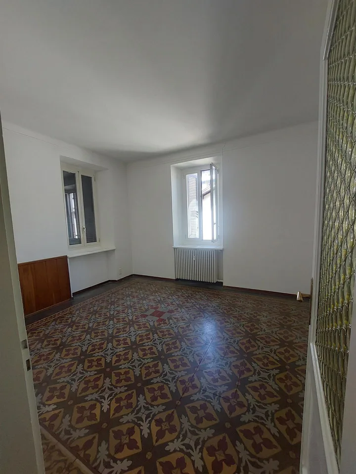 AMPIO APPARTMANTO A CHIASSO – Foto 7 von 14