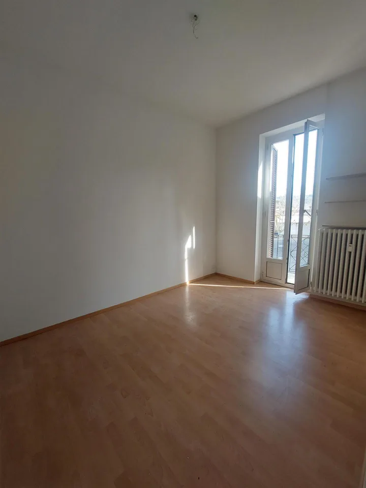 AMPIO APPARTMANTO A CHIASSO – Foto 10 von 14
