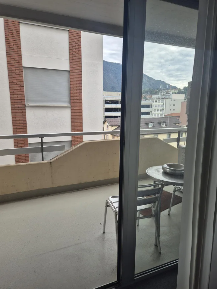 Ampio ufficio nel centro di Chiasso – Foto 11 von 24