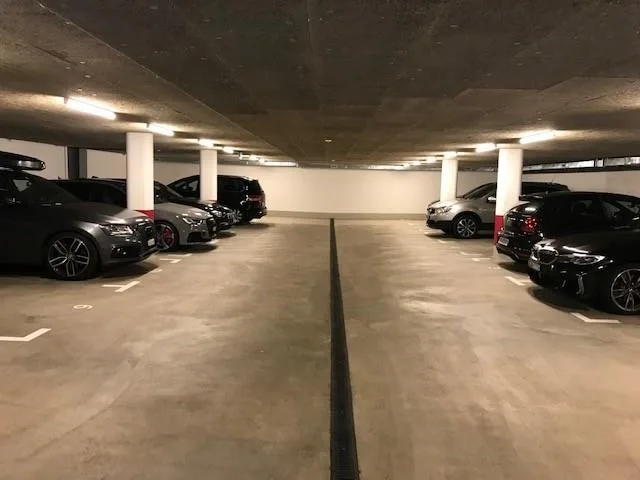 Motorradeinstellplätze