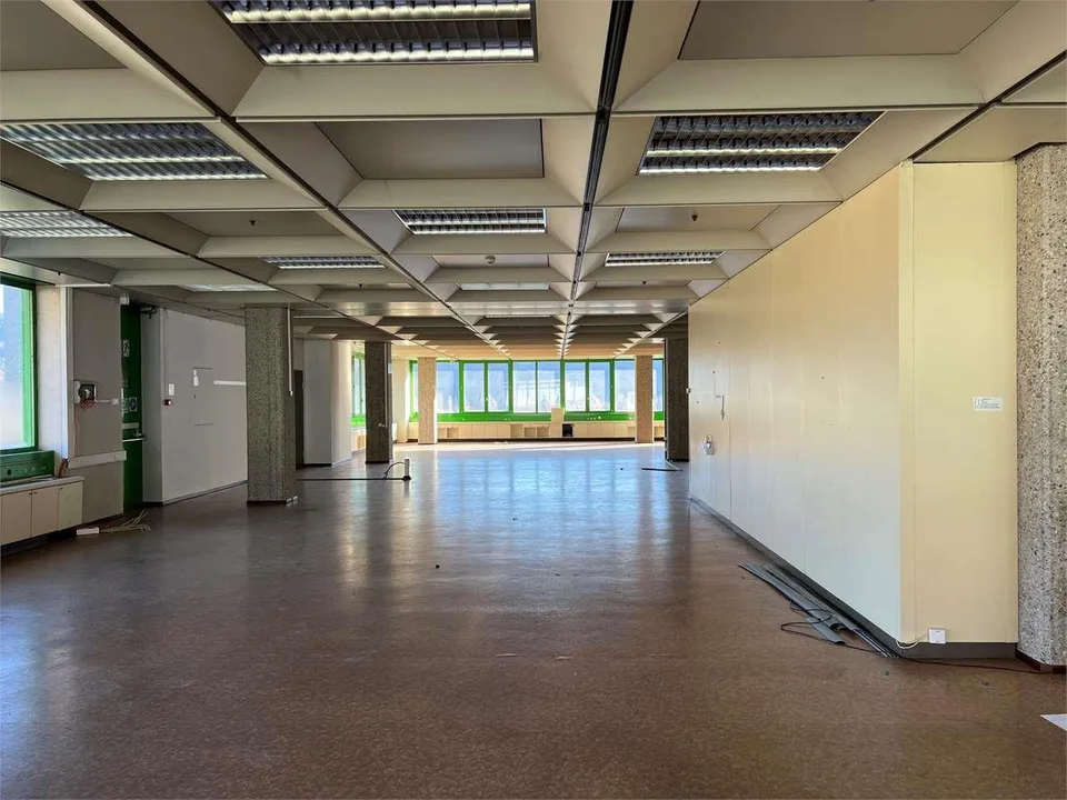 Bioggio in locazione ampio ufficio