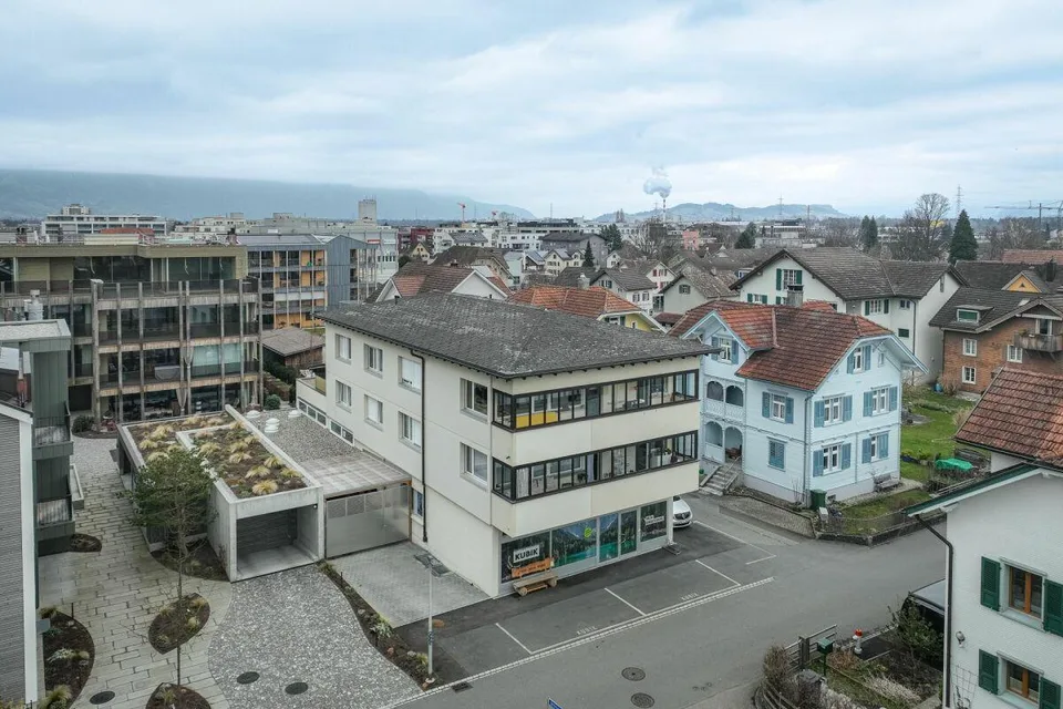 Gewerberäumlichkeiten mit Werkstatt und Büro - Perfekt für Ihr Unte...
