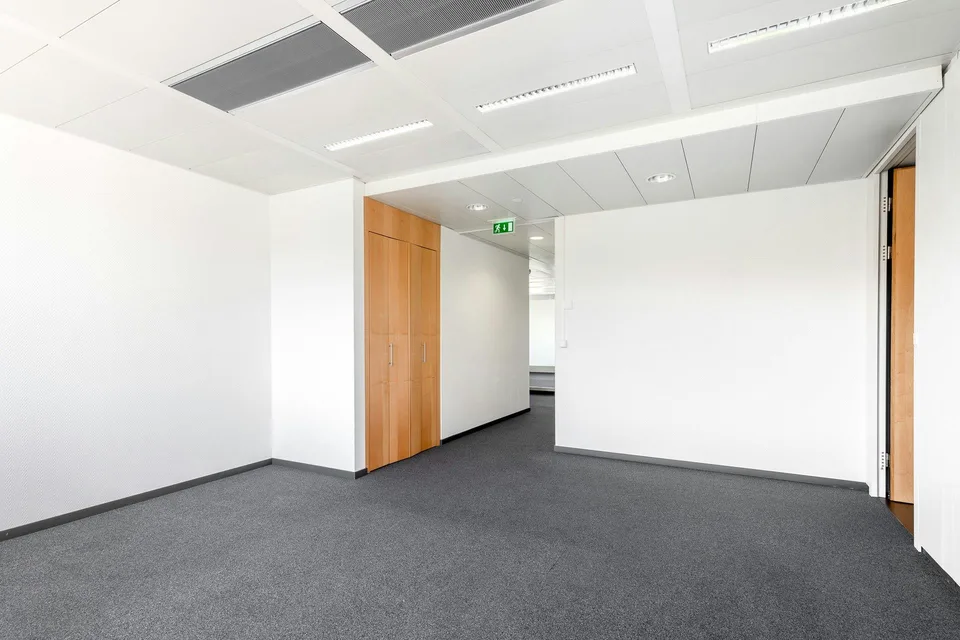 Ihre neuen Büro/Labor/Praxisfläche in nur 4 Fahrminuten mit dem ÖV ...