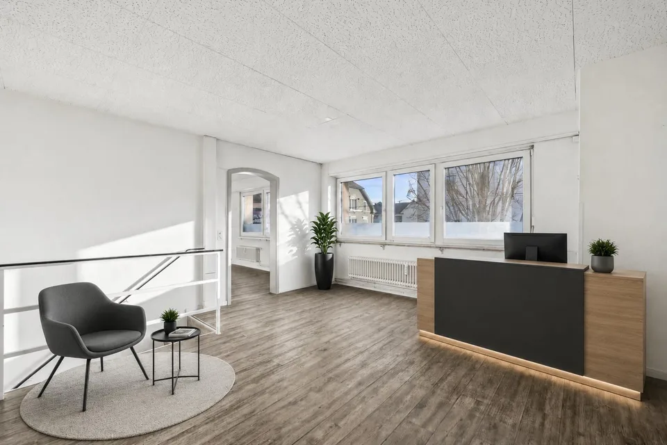 Bezugsbereite Bürofläche im Herzen von Binningen – Foto 7 von 13