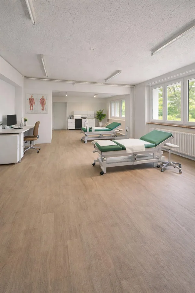 Ihre neuen Büro- oder Praxisräumlichkeiten im ruhigen Schosshaldenq...