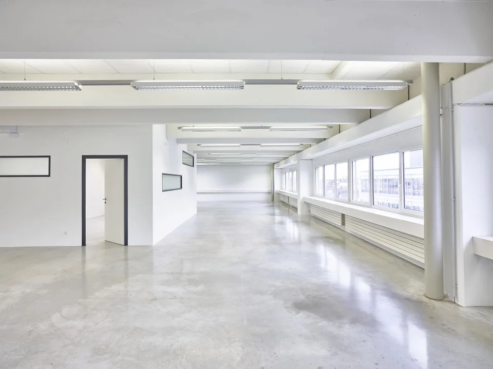 Bürofläche auf 240m2 - voll ausgebaut und klimatisiert