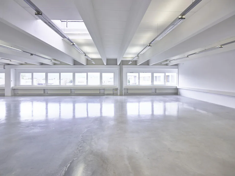 Bürofläche auf 370m2 - voll ausgebaut und klimatisiert