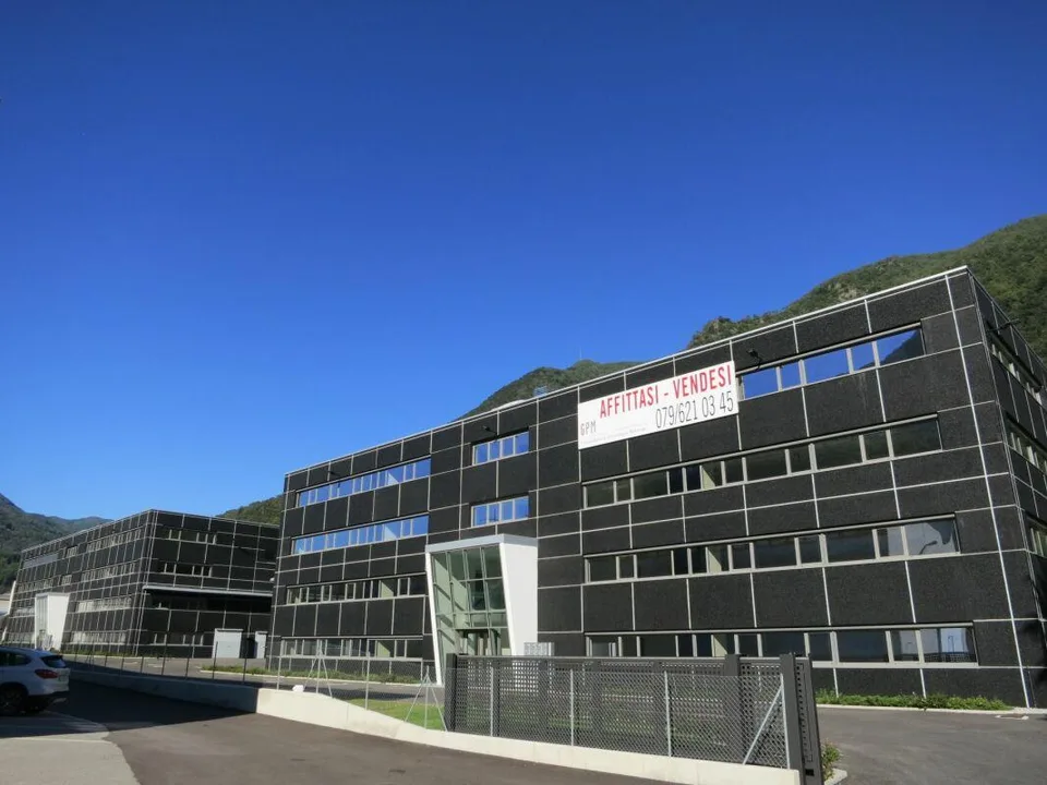 Superfici industriali da 600 a 1'600 mq frazionabili